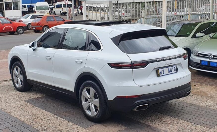 PORSCHE CAYENNE AUTO