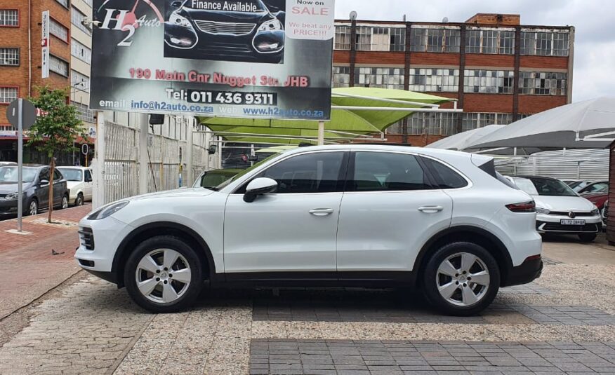 PORSCHE CAYENNE AUTO