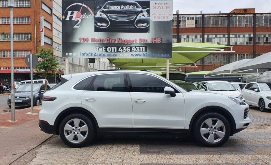 PORSCHE CAYENNE AUTO