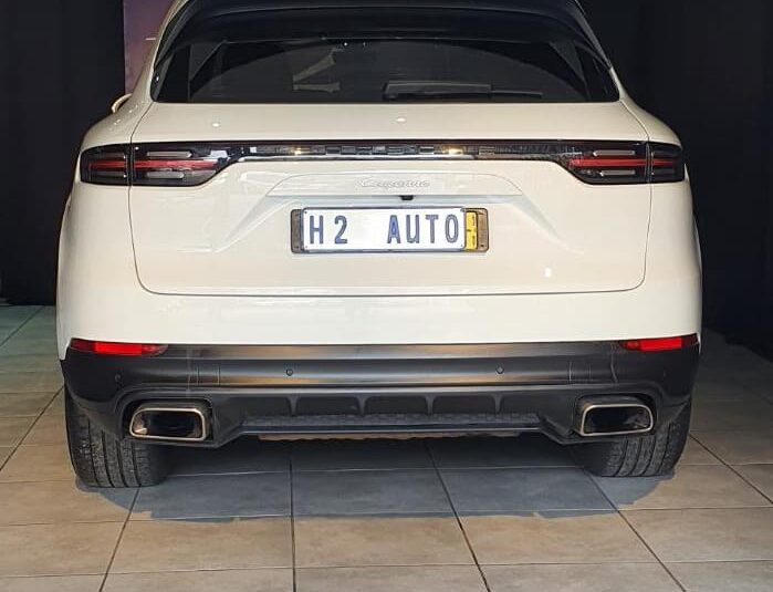 PORSCHE CAYENNE AUTO