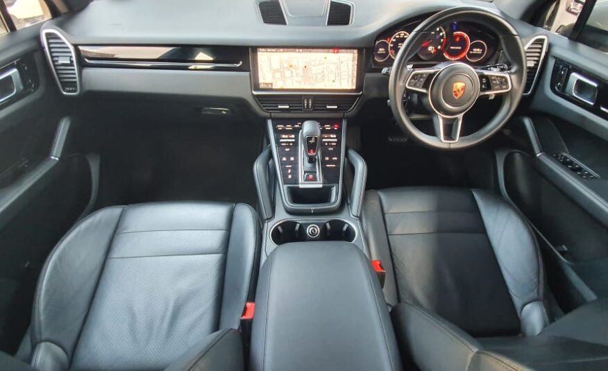 PORSCHE CAYENNE AUTO