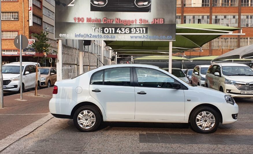 Volkswagen Polo Vivo GP 1.4 Conceptline Sedan