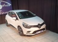 Renault Clio IV 900T Authentique 5-dr (66kW)