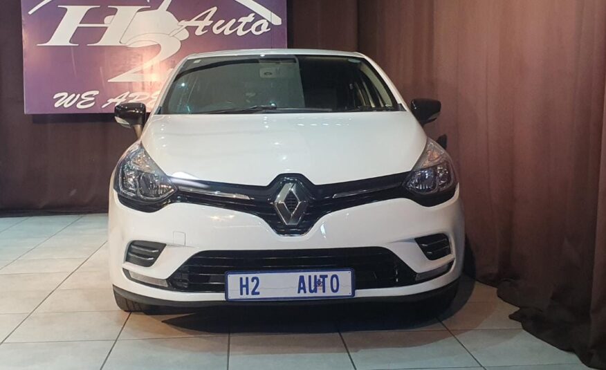 Renault Clio IV 900T Authentique 5-dr (66kW)