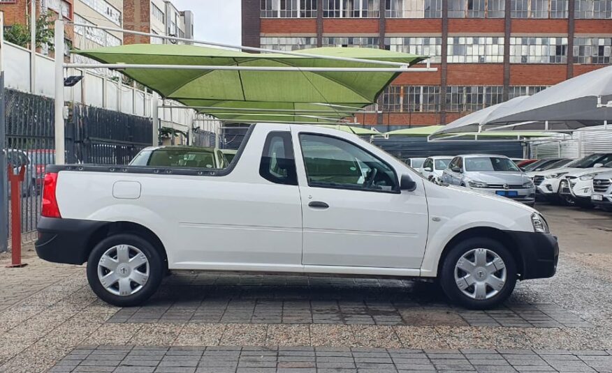 Nissan NP200 1.6