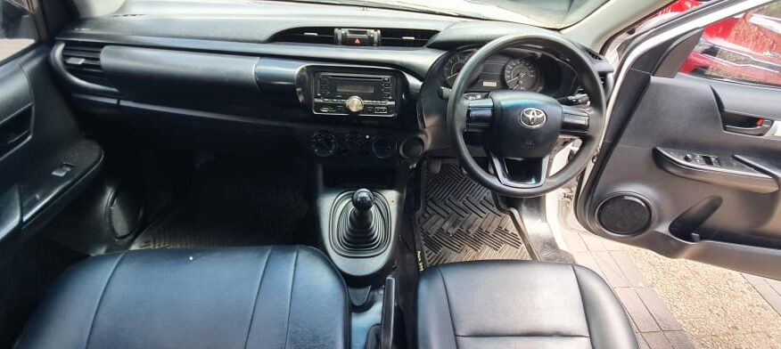 Toyota Hilux 2.4 GD-6 SR Single-Cab
