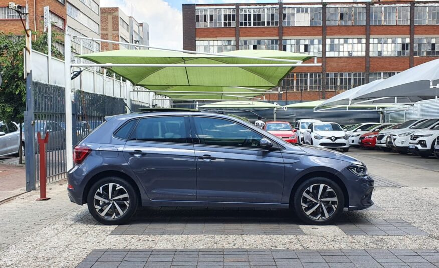 Volkswagen Polo 1.0 TSI Life Auto