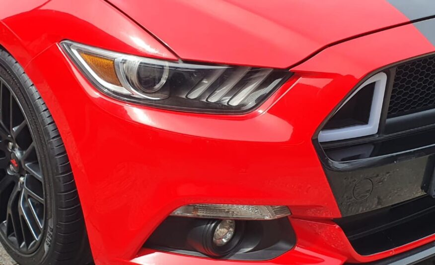 Ford Mustang 5.0 GT Auto