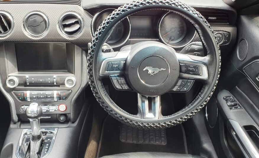 Ford Mustang 5.0 GT Auto