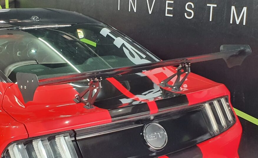 Ford Mustang 5.0 GT Auto