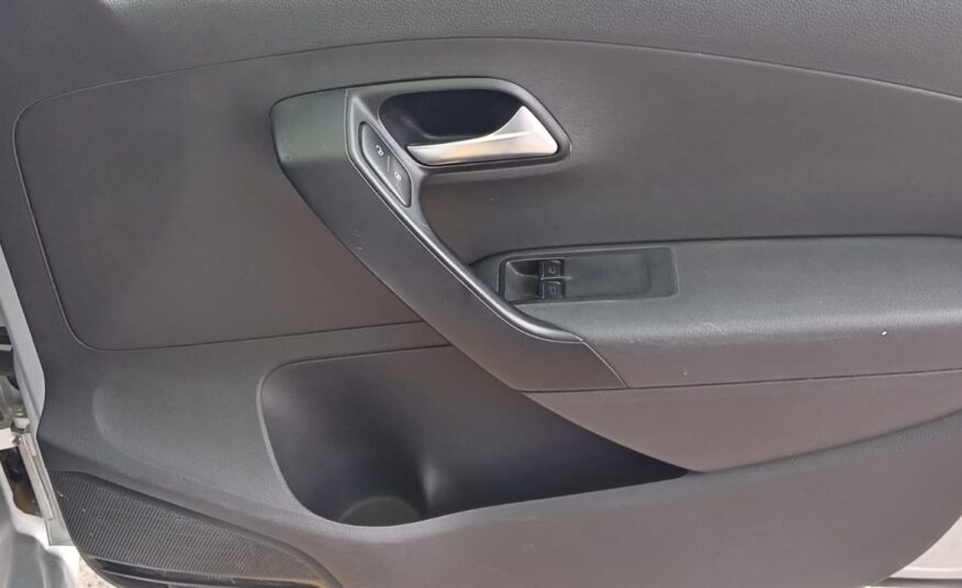 Volkswagen Polo Vivo 1.4 Comfortline 5-dr