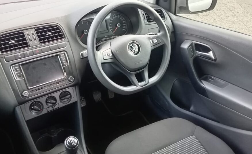 Volkswagen Polo Vivo 1.4 Comfortline 5-dr
