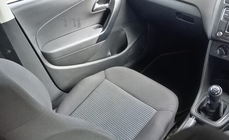 Volkswagen Polo Vivo 1.4 Comfortline 5-dr