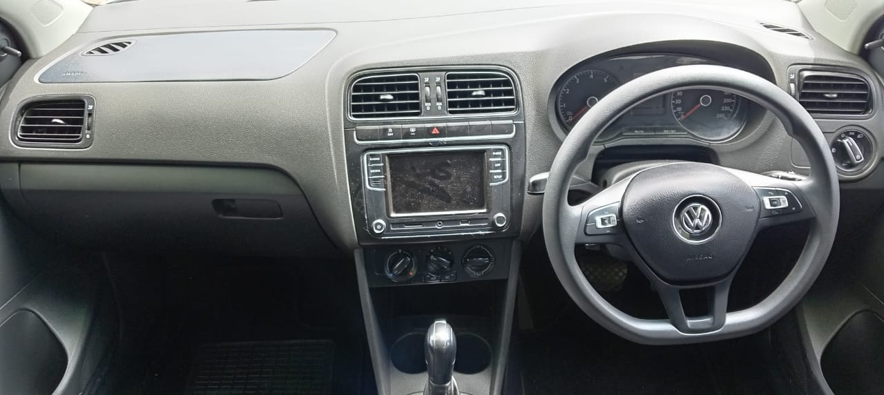 Volkswagen Polo Vivo 1.6 Comfortline Auto 5-dr