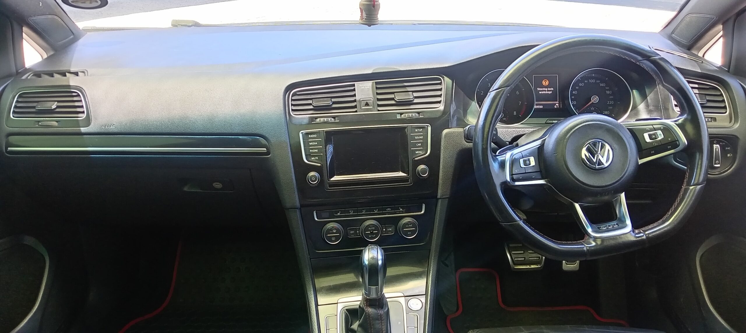 Volkswagen Golf VII GTI 2.0 TSI Auto