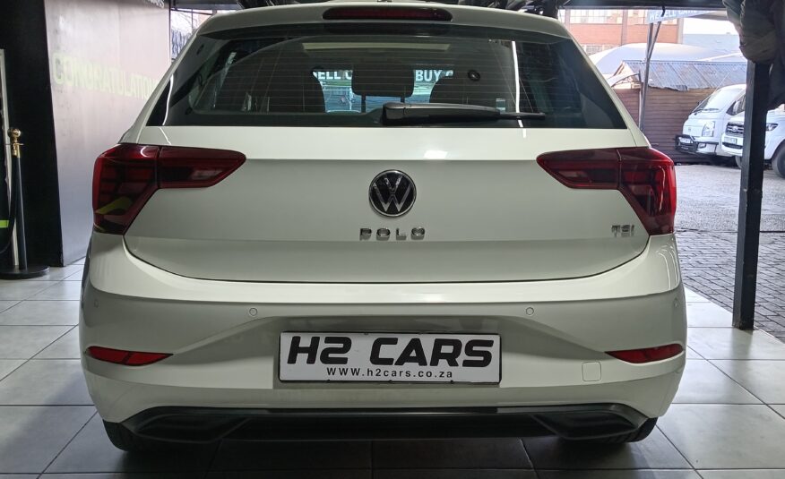 Volkswagen Polo 1.0 TSI Life Auto