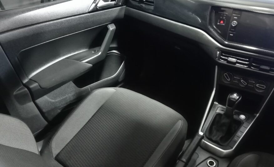 Volkswagen Polo 1.0 TSI Life Auto