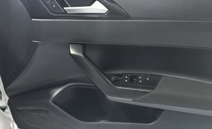 Volkswagen Polo 1.0 TSI Life Auto