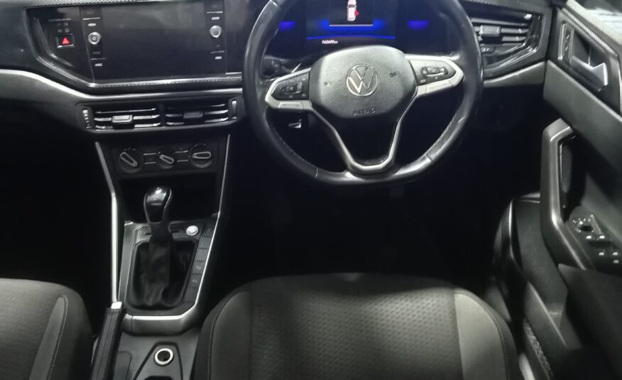 Volkswagen Polo 1.0 TSI Life Auto
