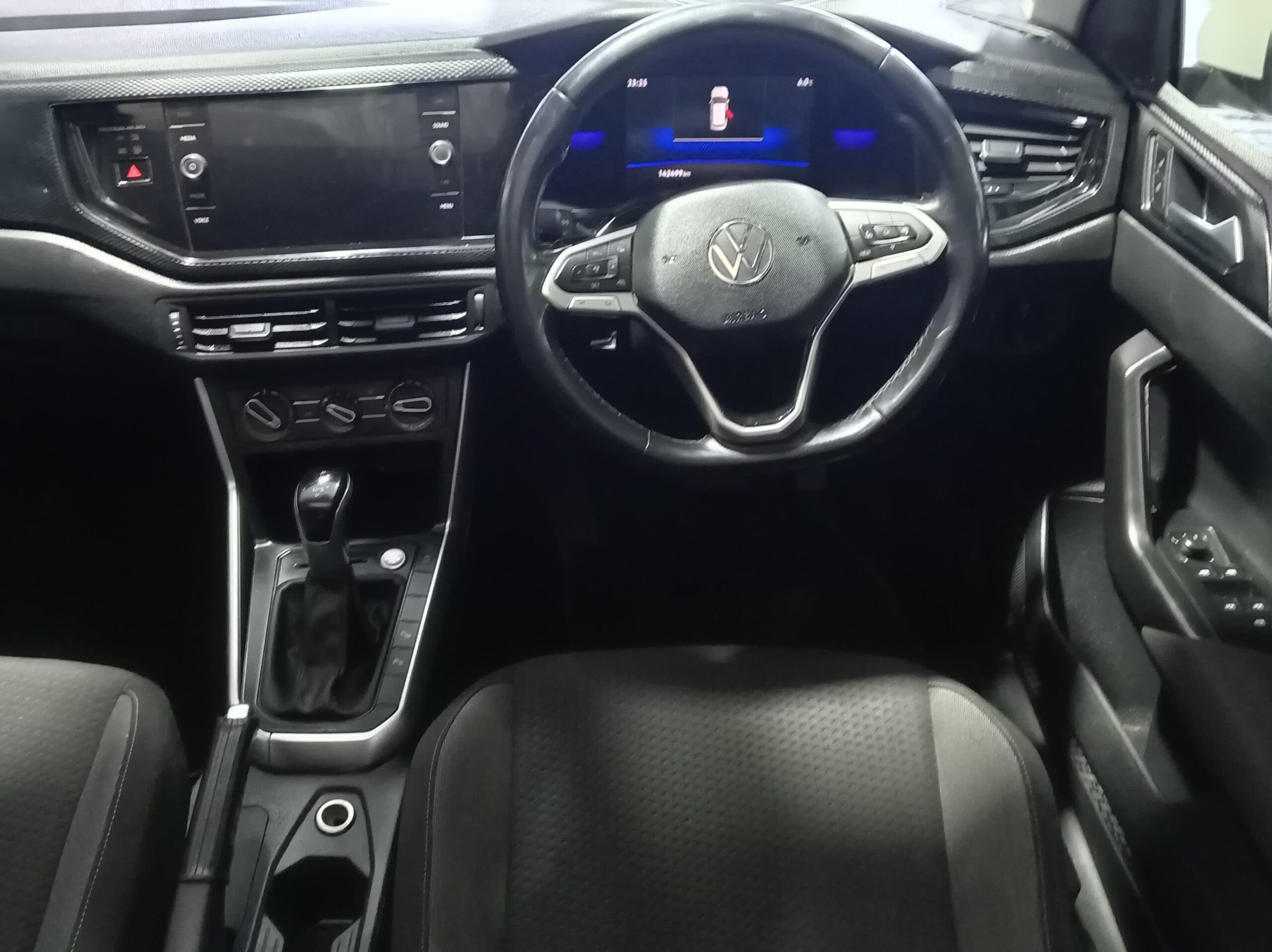 Volkswagen Polo 1.0 TSI Life Auto