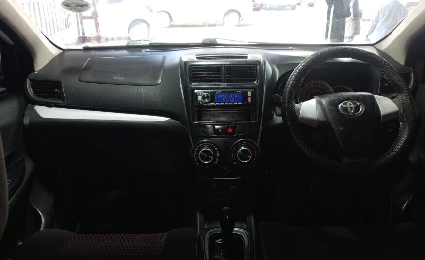 Toyota Avanza 1.5 SX