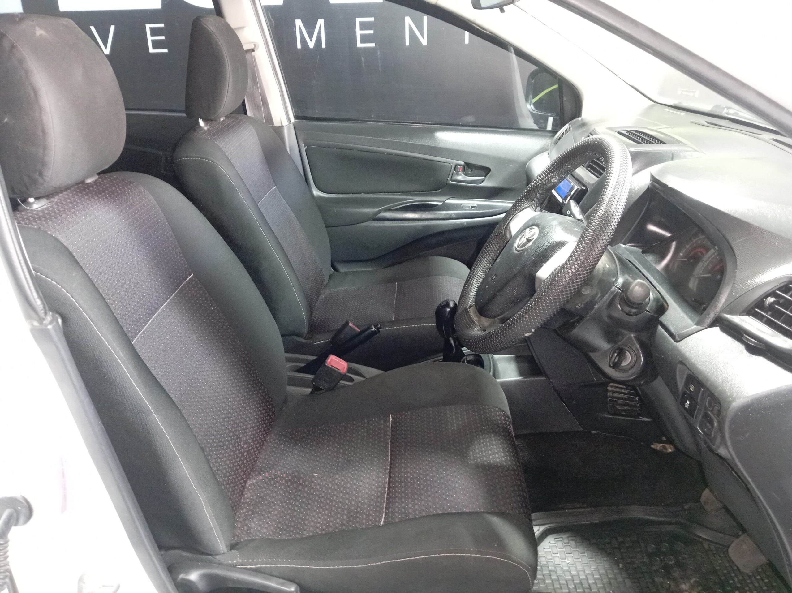 Toyota Avanza 1.5 SX