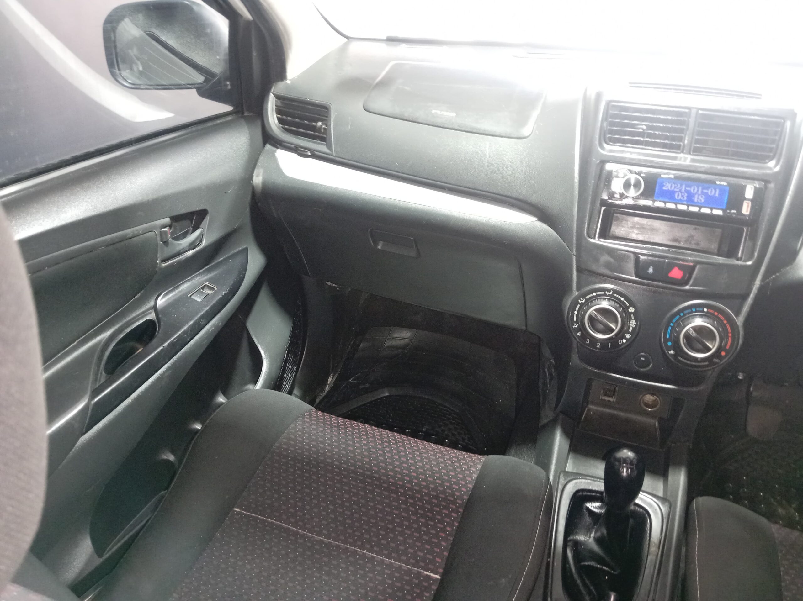 Toyota Avanza 1.5 SX