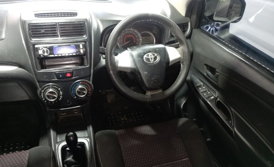 Toyota Avanza 1.5 SX