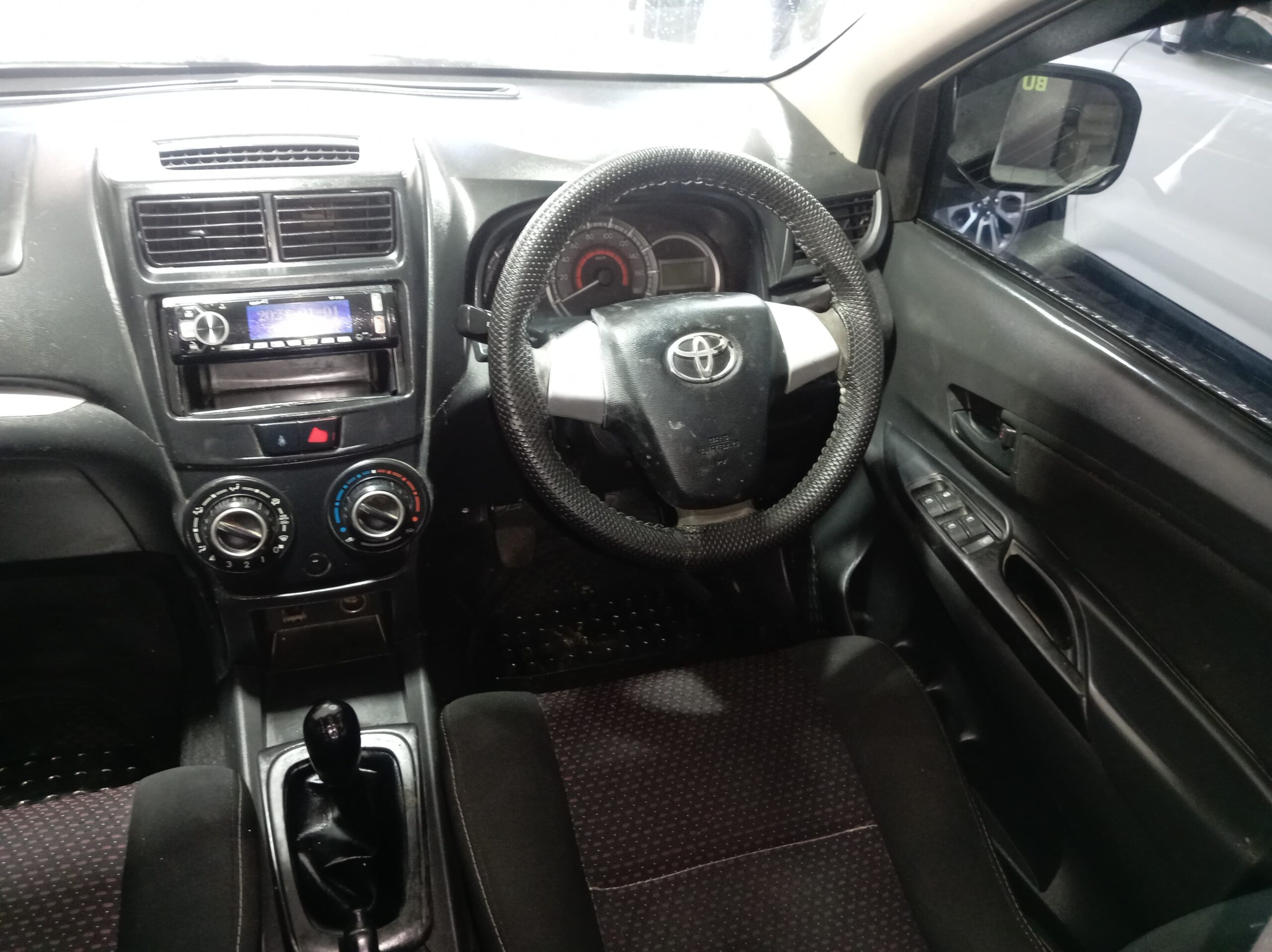 Toyota Avanza 1.5 SX