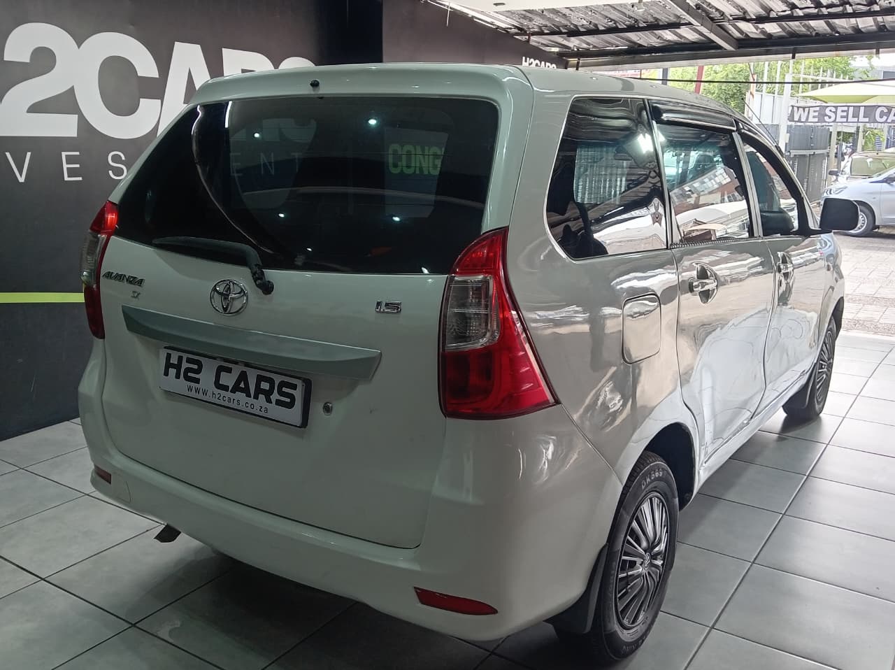 Toyota Avanza 1.5 SX