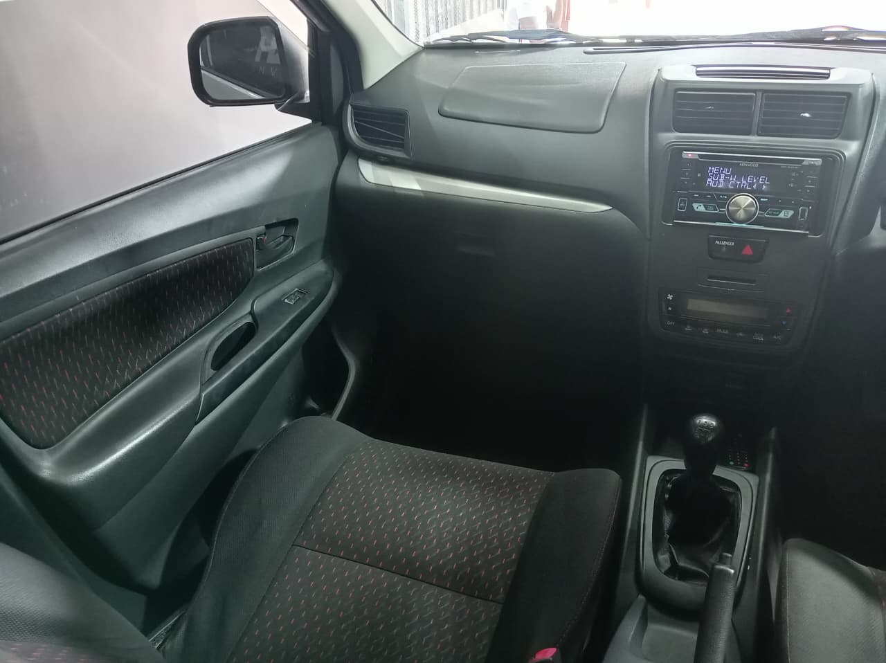 Toyota Avanza 1.5 SX