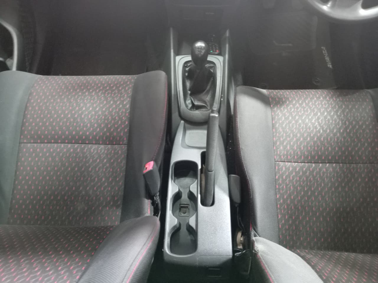 Toyota Avanza 1.5 SX